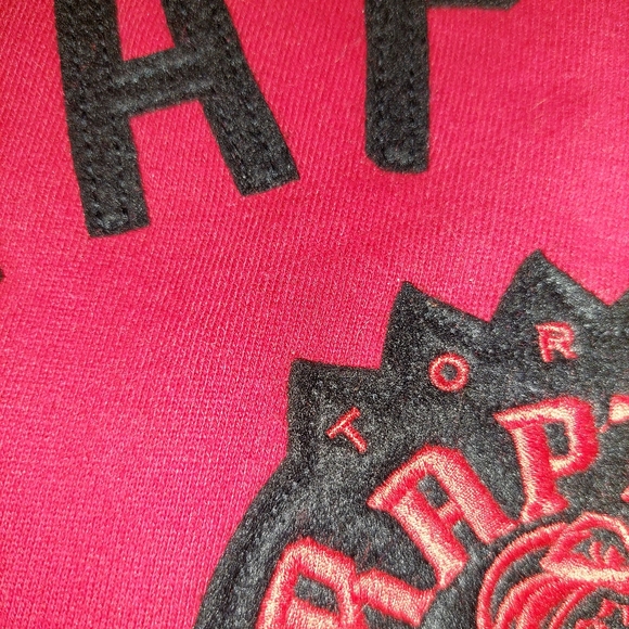 Raptors Front Logo Crew Neck - Picture 5 of 5